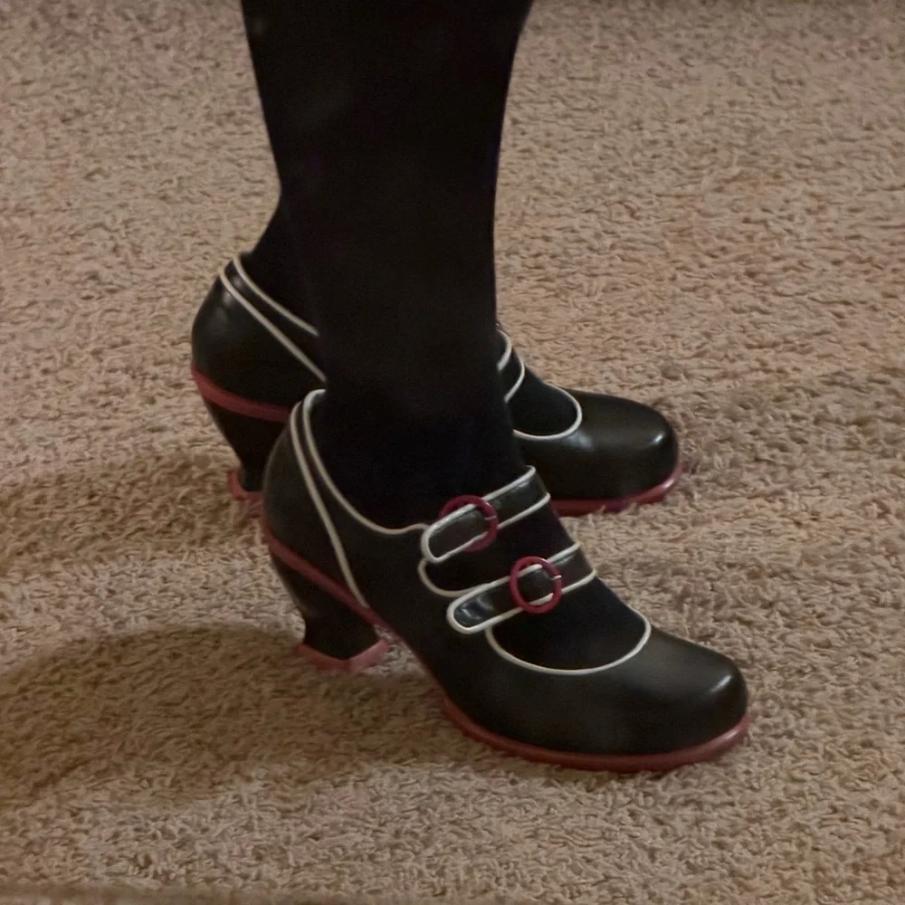 Liz Double Buckle Mary Jane Heel - Black and Pink - Picture 12 of 13